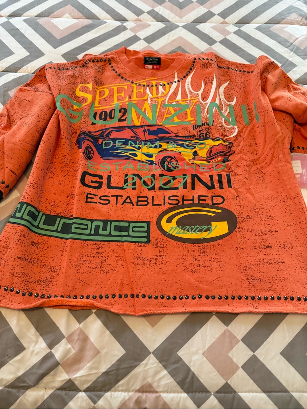 Gunzinii Bold Orange Graphic Men’s Long Sleeve Tee with Racing Print size XL